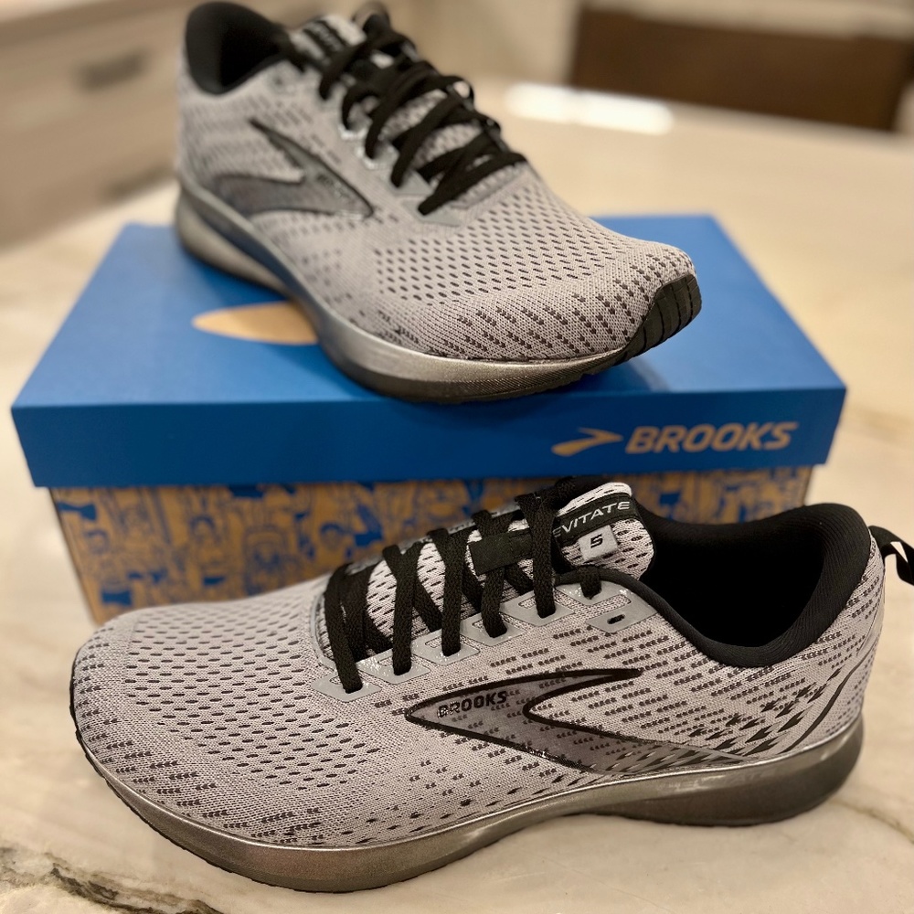 Brooks Men’s Levitate 5 Running Shoe